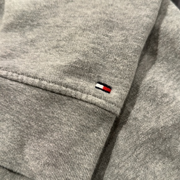 Pullover - Picture 3 of 3